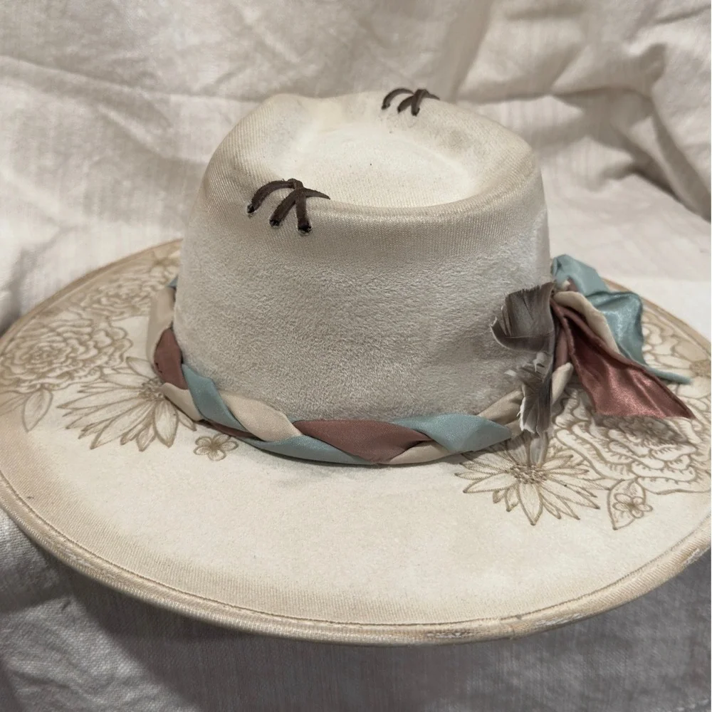 Divine Babe Co Still The One Wide Brim Fedora Hat Cream Floral Burned Feather M